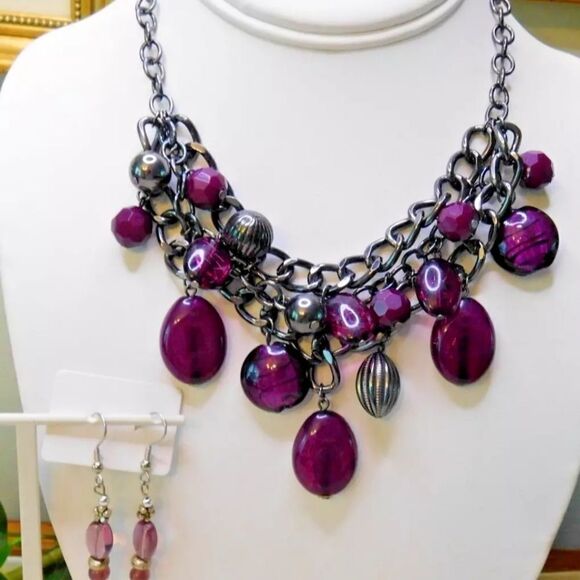 Purple Beaded Gunmetal Necklace and Purple Glass Earrings Set - Picture 2 of 5